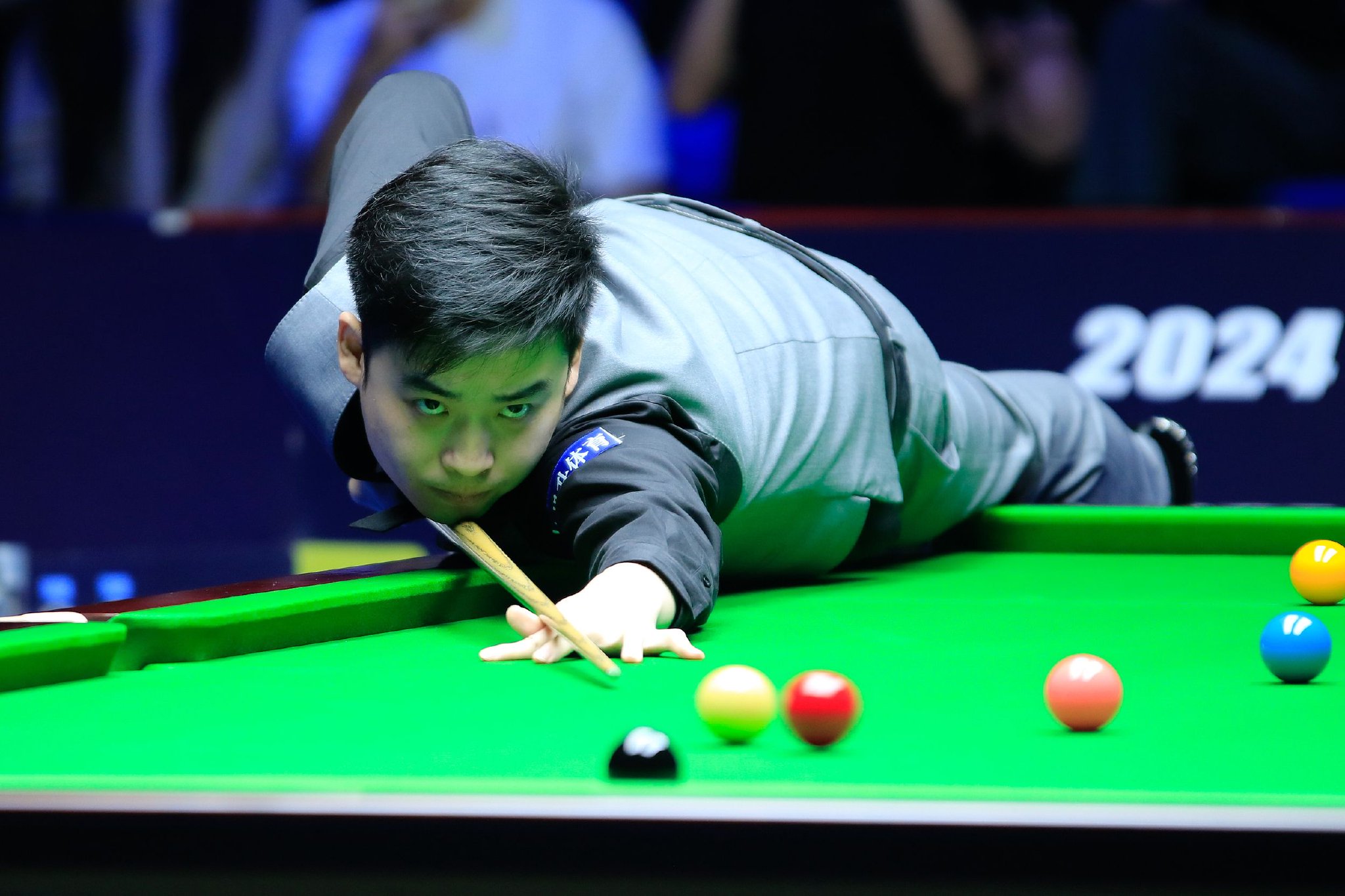 却因体温过 却因体温过