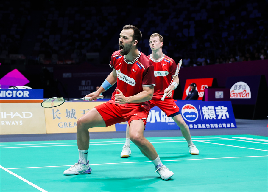 首秀承载着 首秀承载着